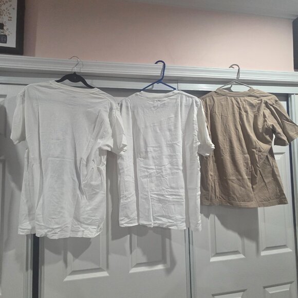 4 Anime T-shirts - Picture 12 of 12